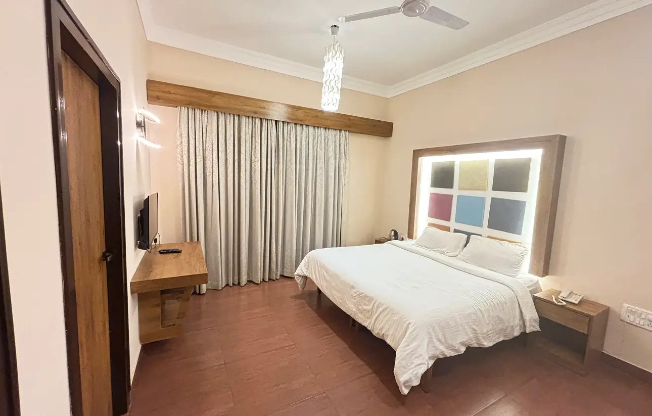 booking rooms at zeenath taj garden Super Deluxe Suite